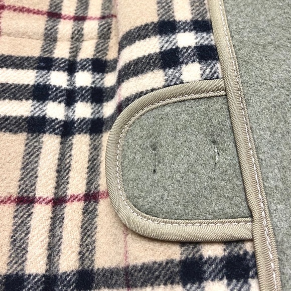 💔SOLD $1,300 Burberry Alistar Men’s Duffle - Picture 7 of 15